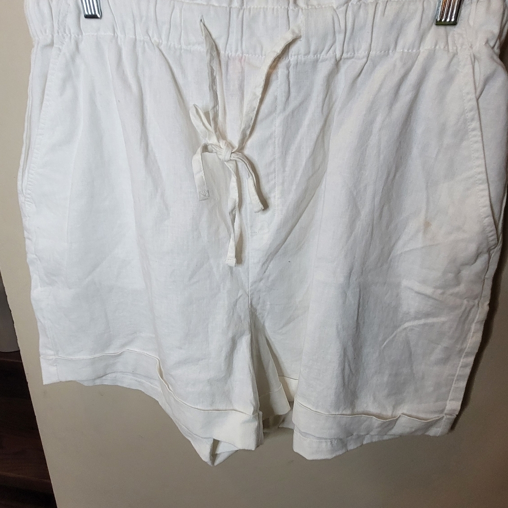 Joe Fresh White Ladies Shorts
